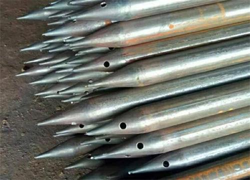 灵丘隧道钢花管现货